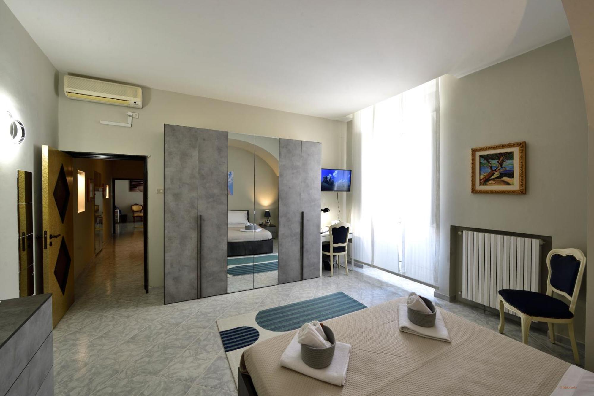 Ciaobari Apartment - Elegant 4 Bedrooms In The Heart Of Old Town Eksteriør bilde